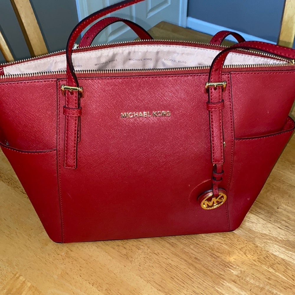 Michael Kors Jet Set Handbag